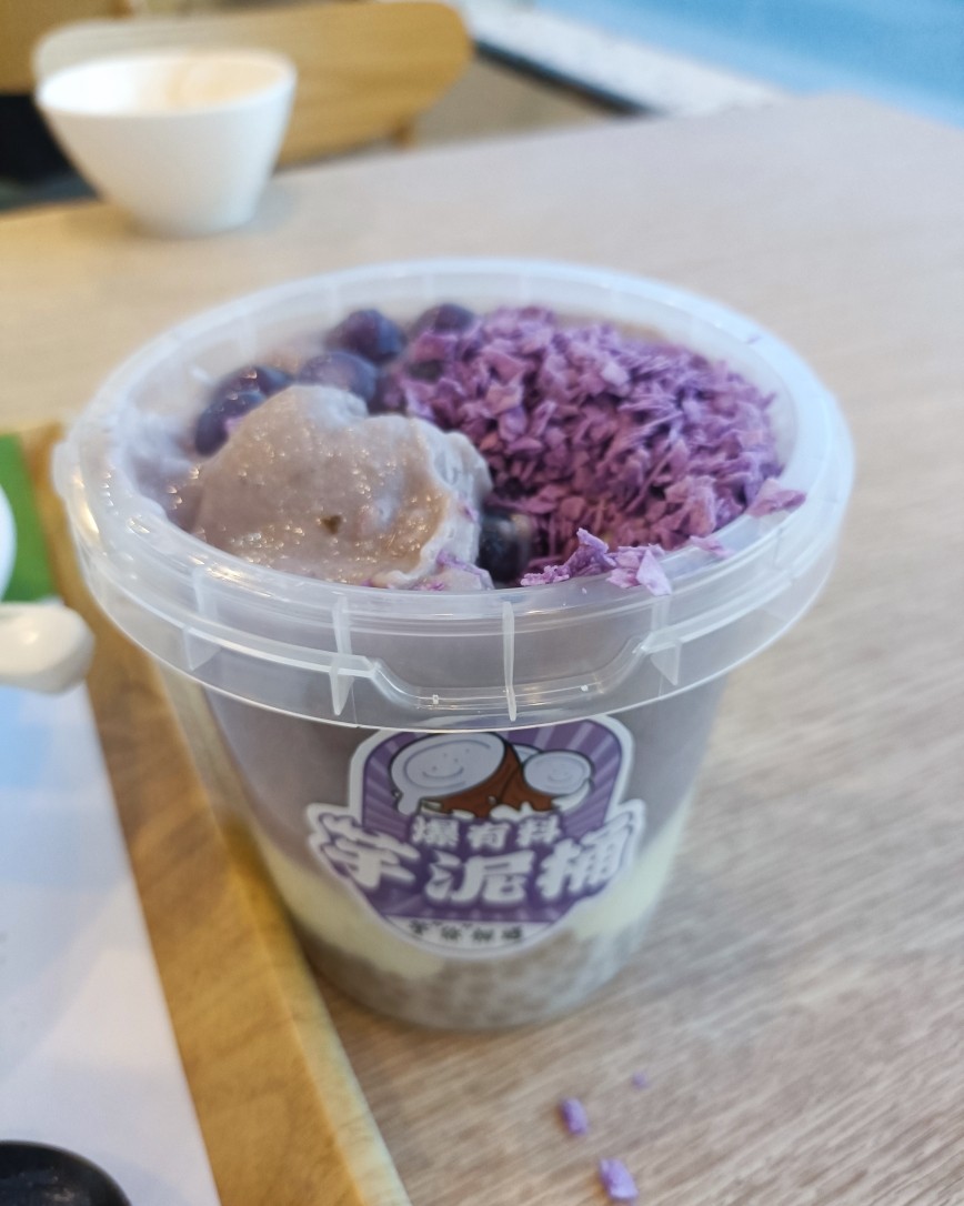 昨天晚上朋友来深圳了，于是约了去深圳五和吃饭~  ⭐最近地摊