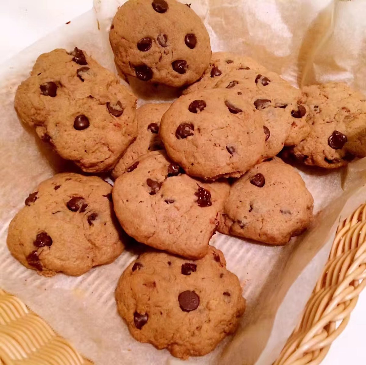 🍪孩子很喜欢巧克力味儿的饼干，买了可可粉和巧克力豆，第一次