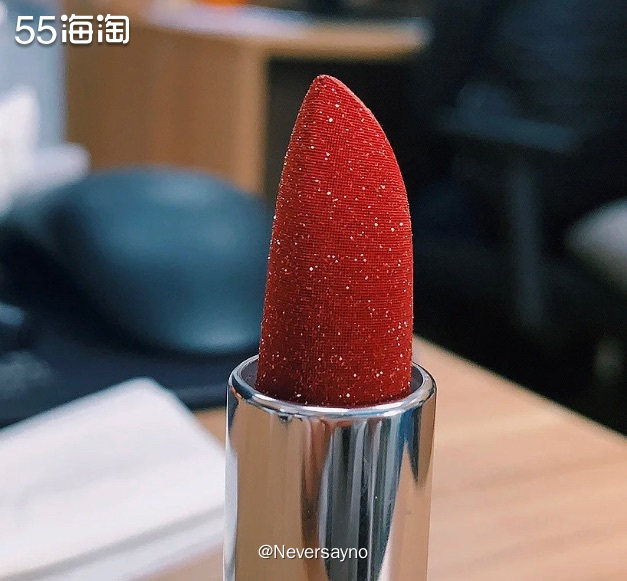 👄颜值很高上嘴却很灾难的TF亮晶晶口红，不要被欺骗了  ▪