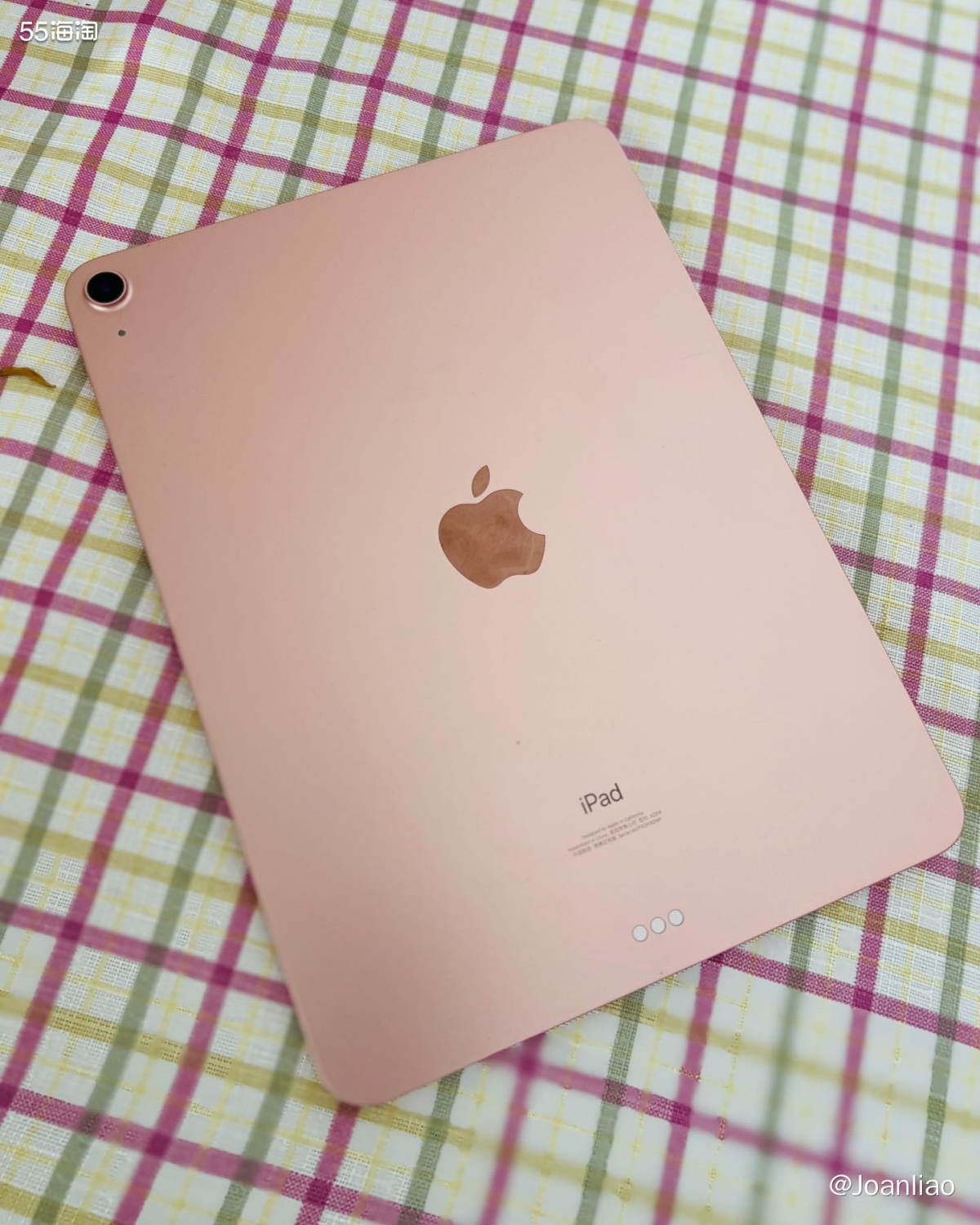 iPad Air 4 是苹果公司于2020年发布的平板产品，
