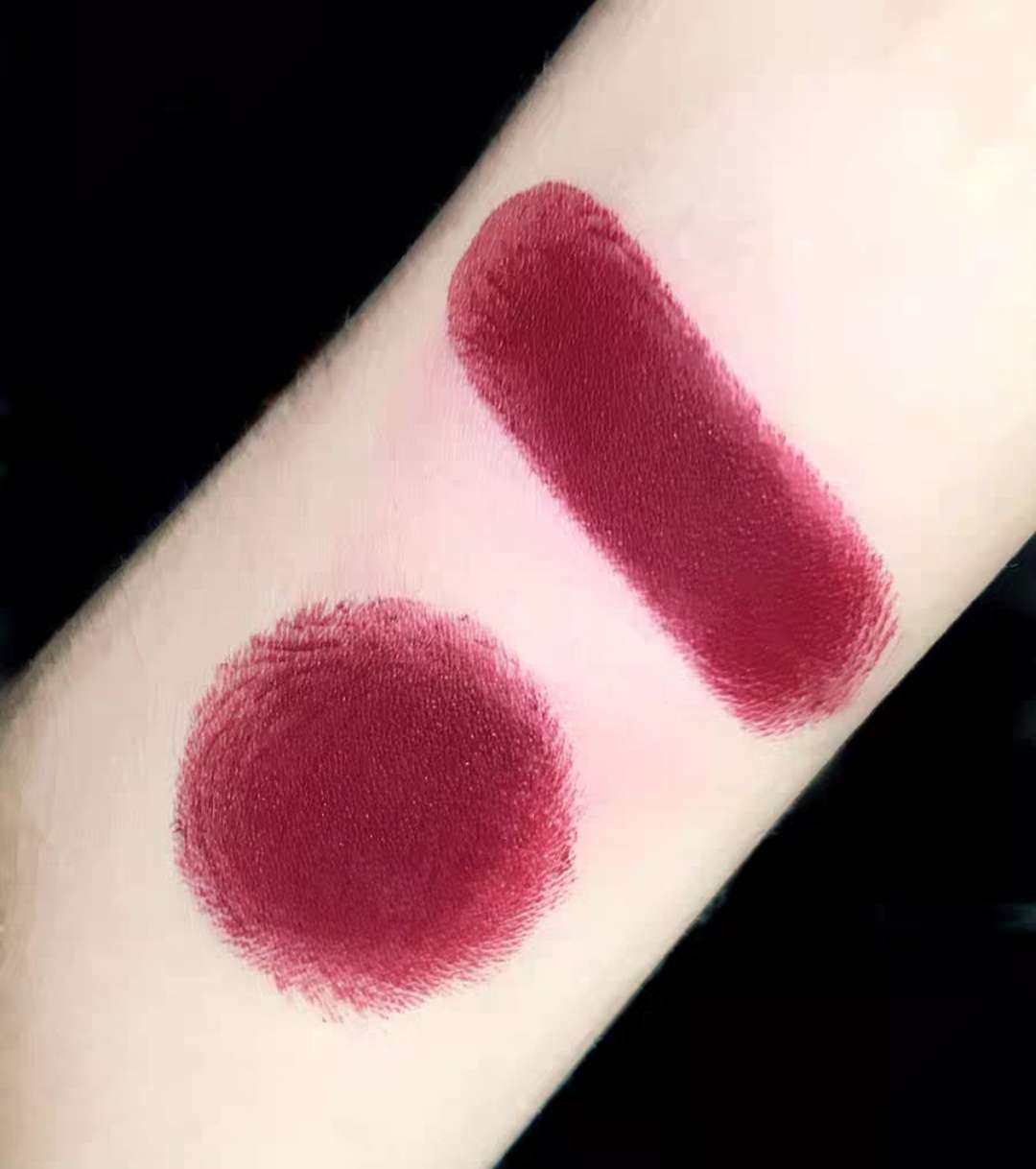 ✅虽然奇葩色号多数是产自于Mac，但是兰蔻这款也是真的，不是