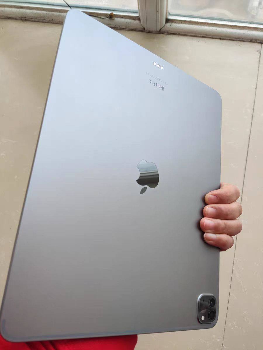 我手上这款iPad Pro还是去年5月在Apple中国官网买