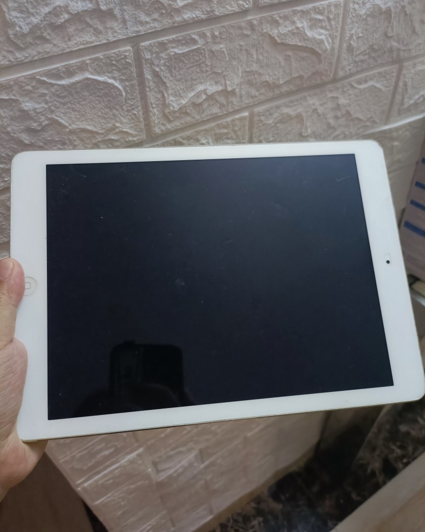 我这还是ipad air刚出的时候就买了，算是见证了ipad