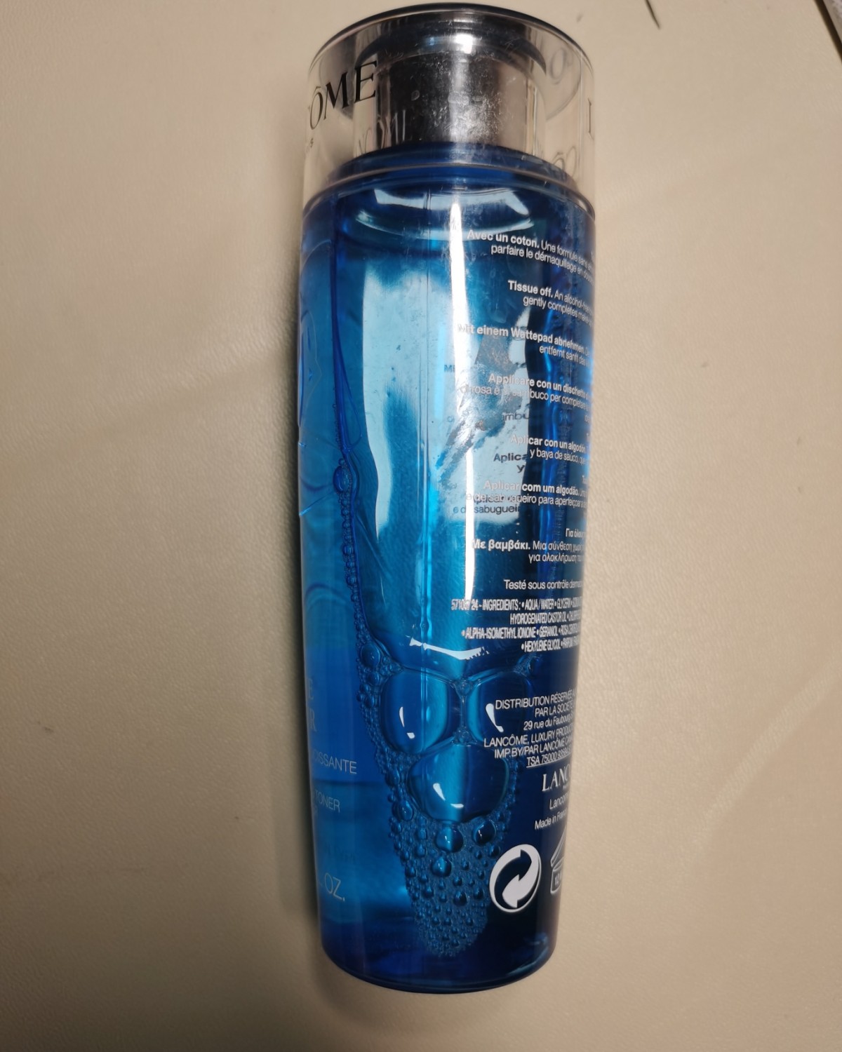 ✅油皮夏天是这边冒油那边冒油的皮肤，真的是很怕很怕油腻，作为