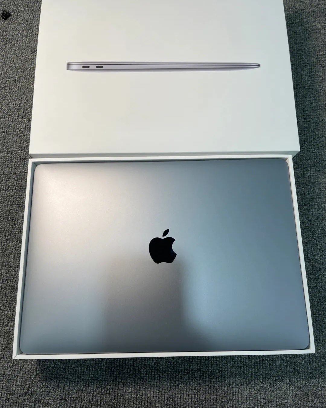 （以13.3寸MacBook Air M1 256GB为例）