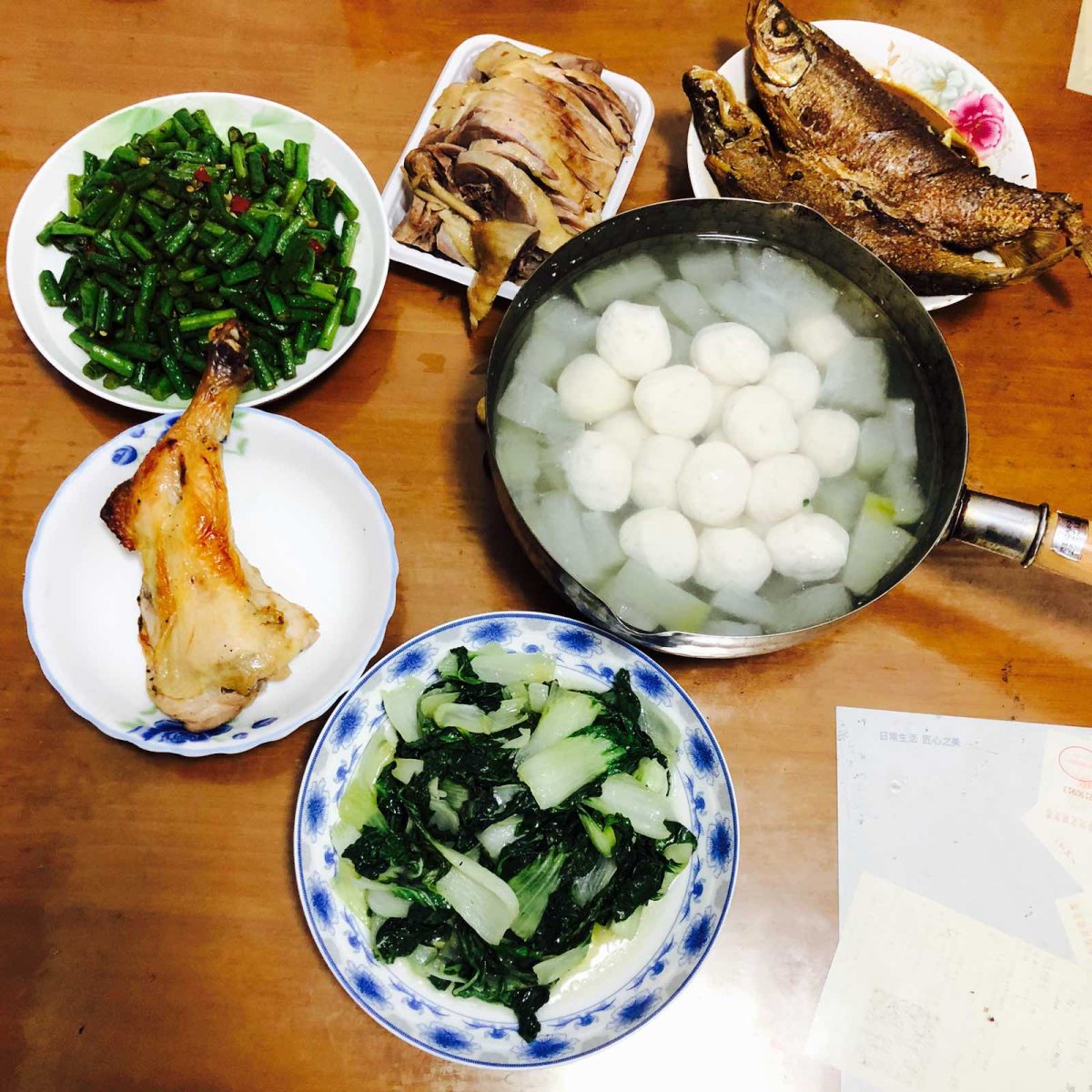 一到夏天做饭热的情况下，南京人最方便的就是去斩碗鸭子啦😂这