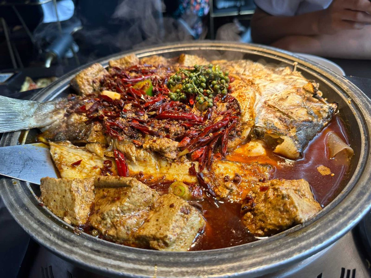 在成都吃的最后一餐是烤匠烤鱼，选了太古里的分店，因为吃完就可
