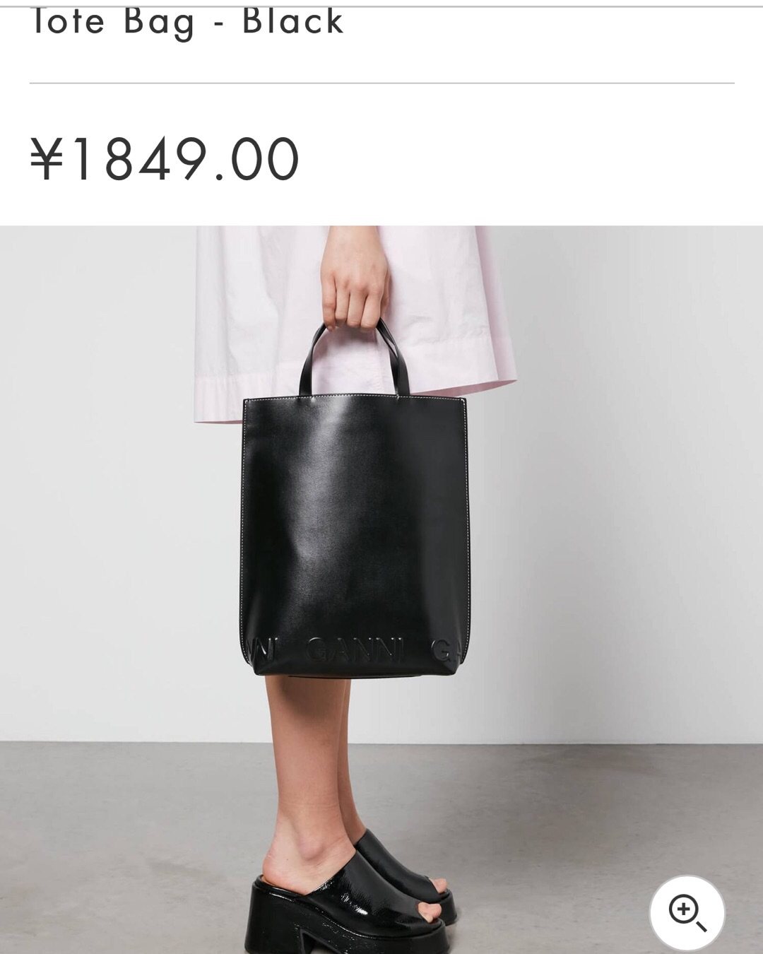 近年来小众设计师成了时尚圈的香饽饽，极简设计加上材质考究还是