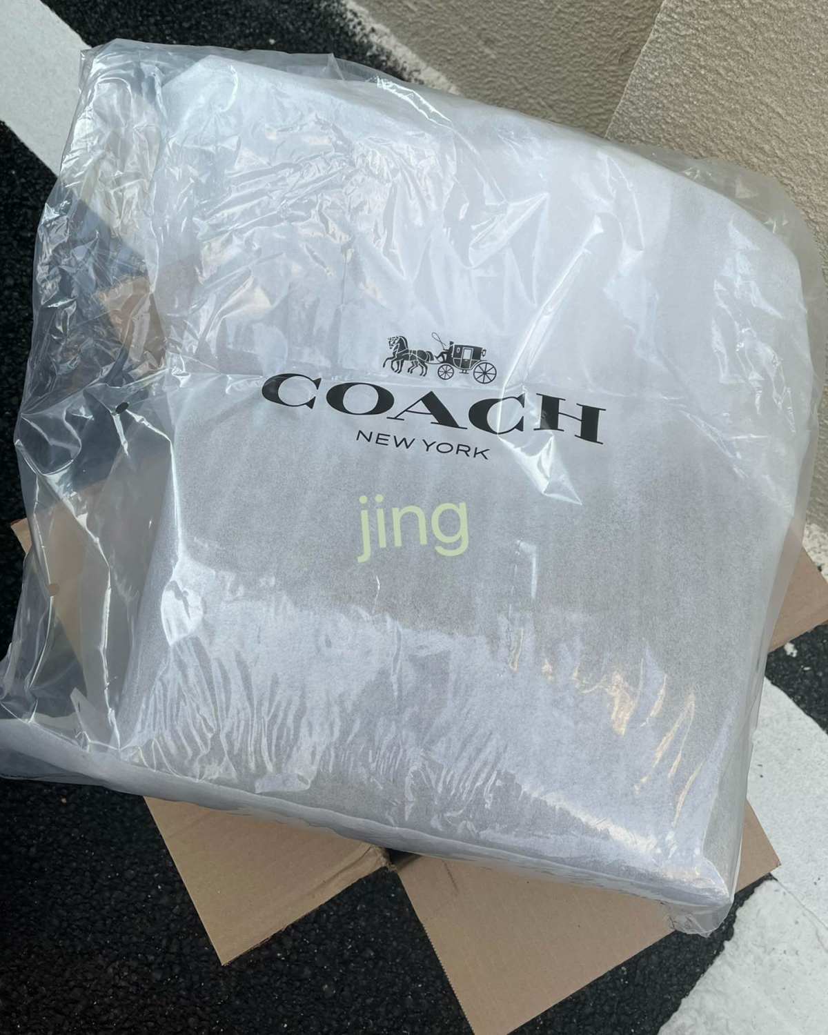 这是coach outlet海淘的第一个包包，也是试手的第一