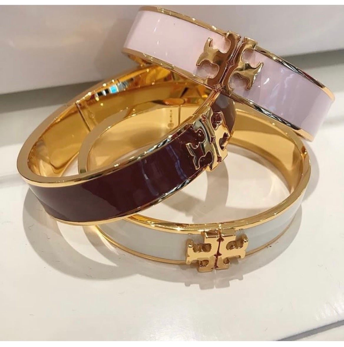 说到TB家除了鞋子、包袋、衣服很出彩，不得不说的当然还有饰品