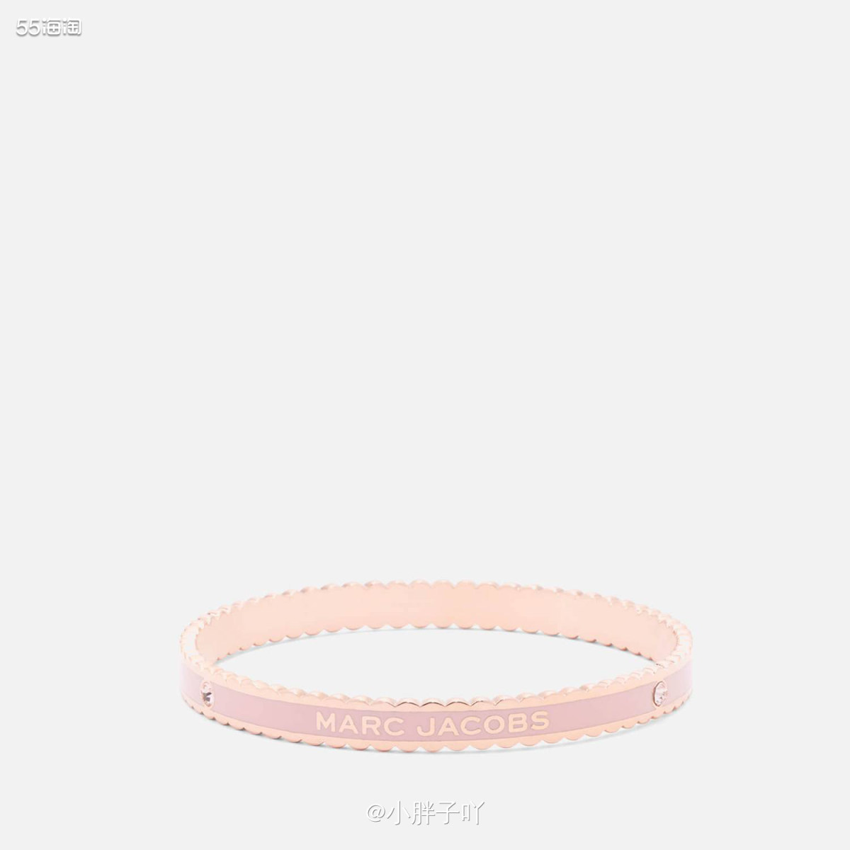 我其实应该接受了挺多他们家粉色系列的首饰品，但是我发现有一个