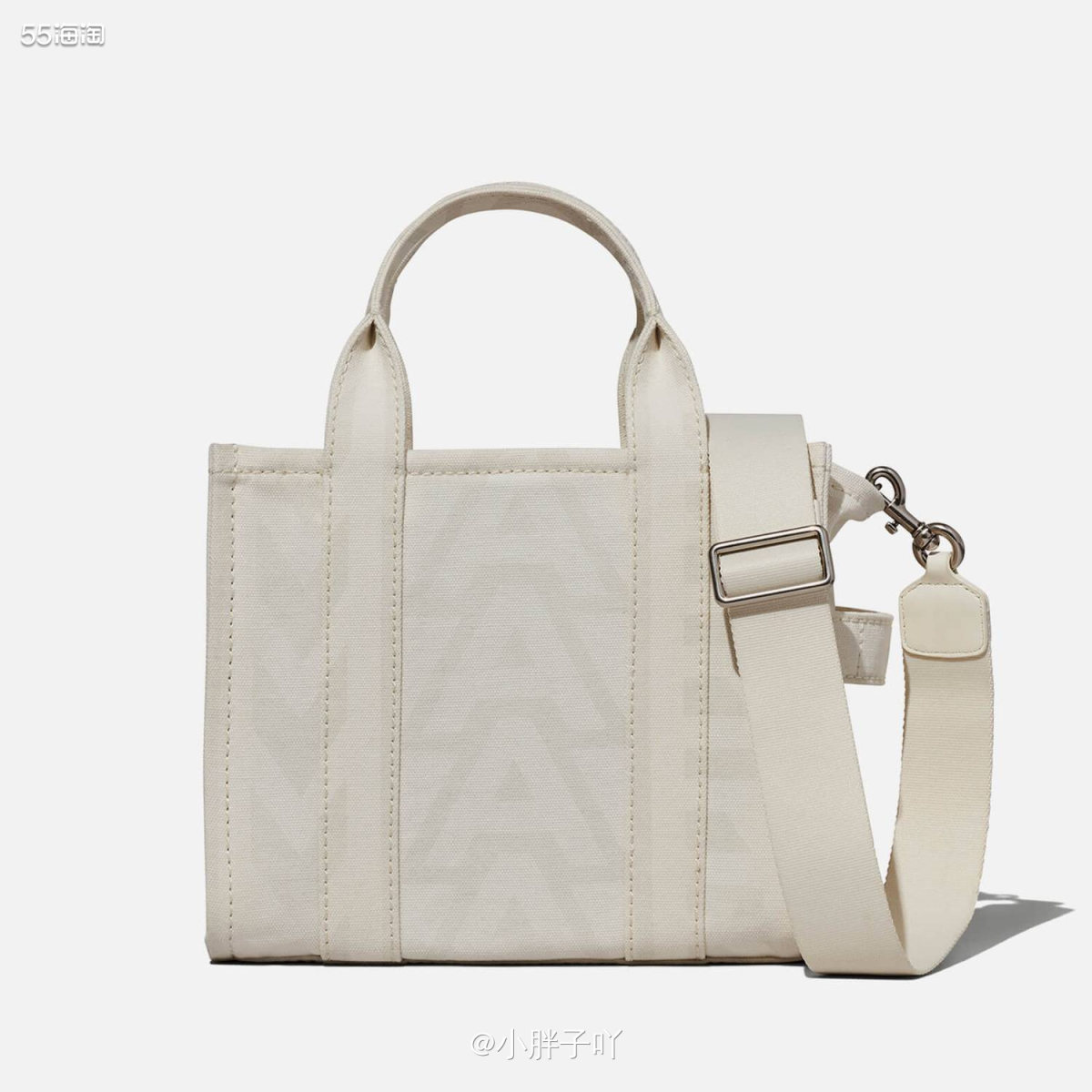 我介绍他们家的手提袋应该有很多了，如果你们喜欢的话可以翻一翻