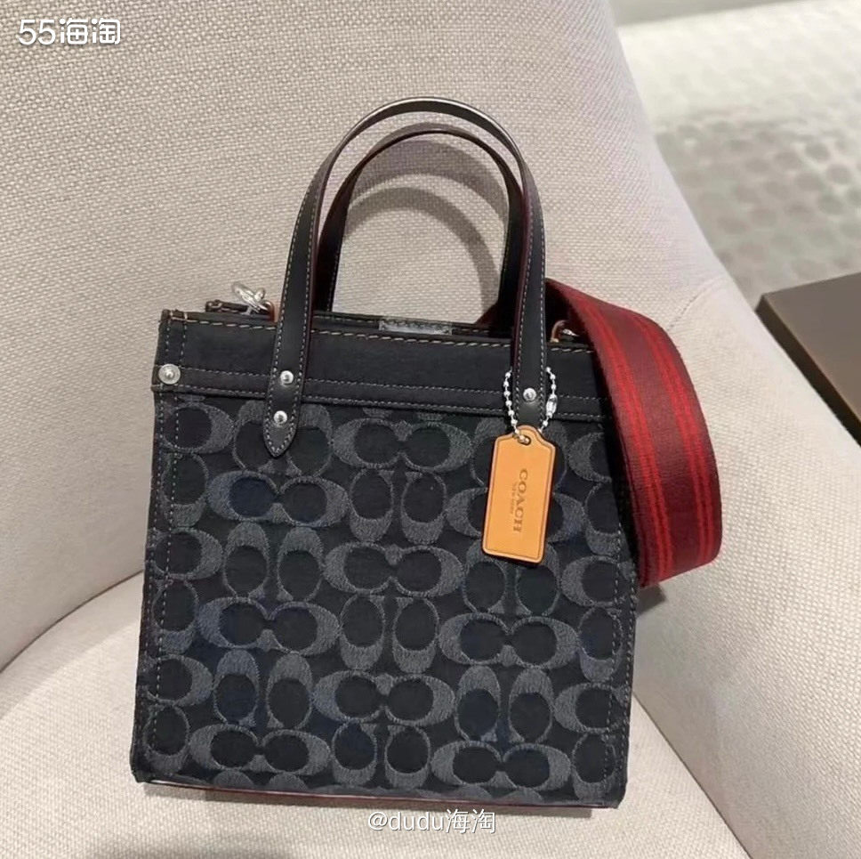 💕coach今年新品黑丹宁真的是美出天际呀！拥有这一只，你