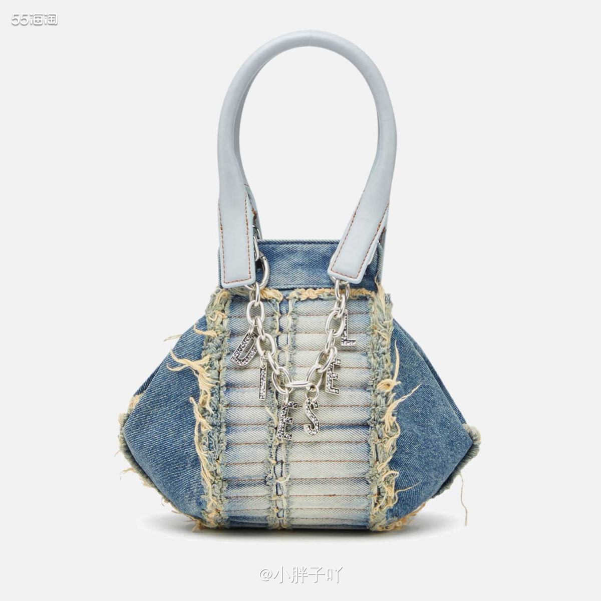 他们家的品牌还挺特别的，因为我发现了很多款式都是属于那种，正