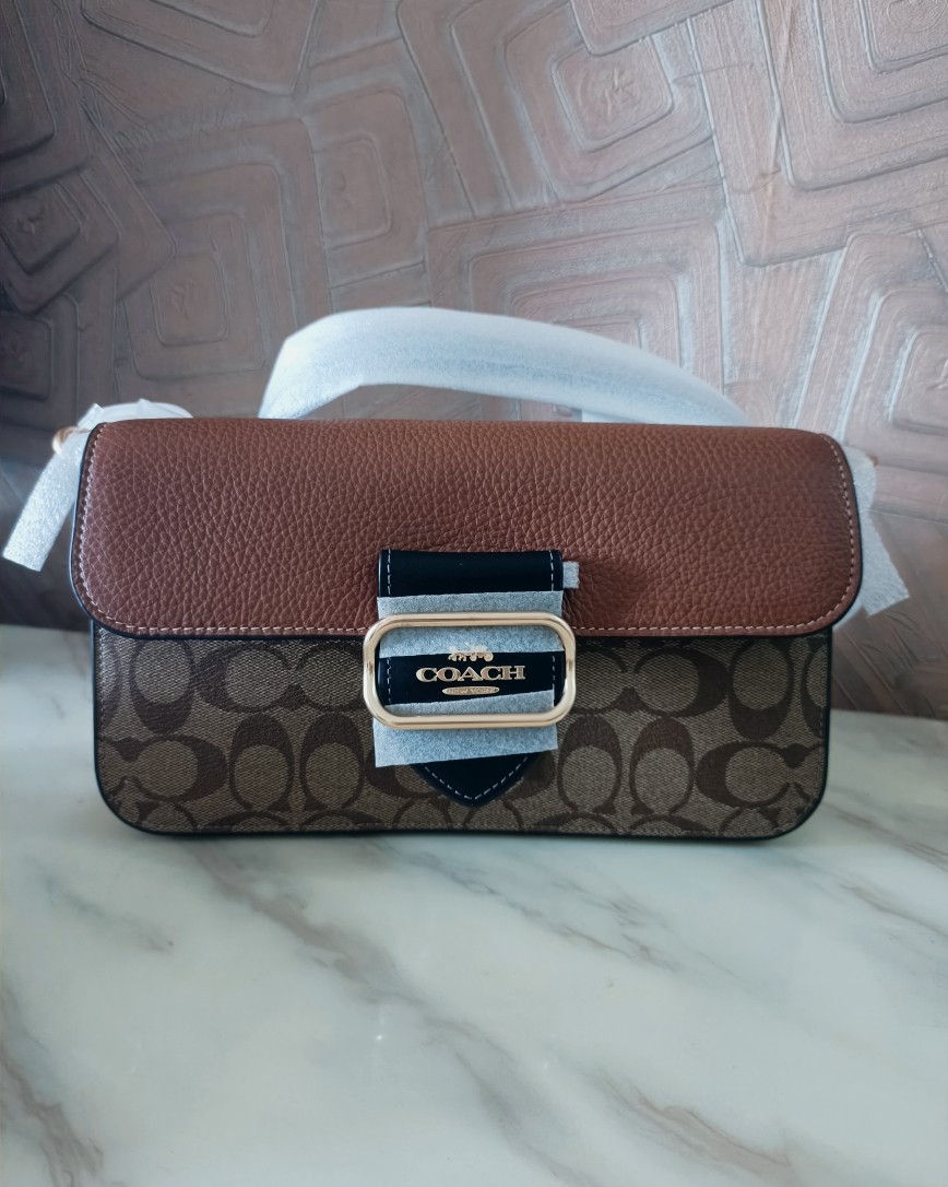 很久没买包了，前段时间逛了下coach又剁手了，我的morg