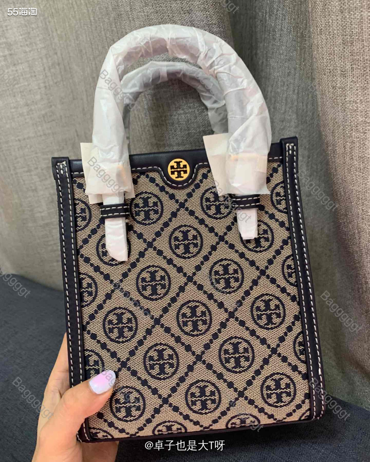 开箱产品:TB的老花色琴谱包 转运：中环 重量：0.65kg