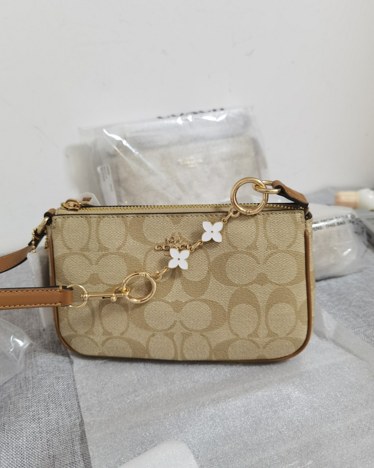 ✅下单网站：蔻驰奥莱官网  ✅下单价格：75美元  ✅时效一