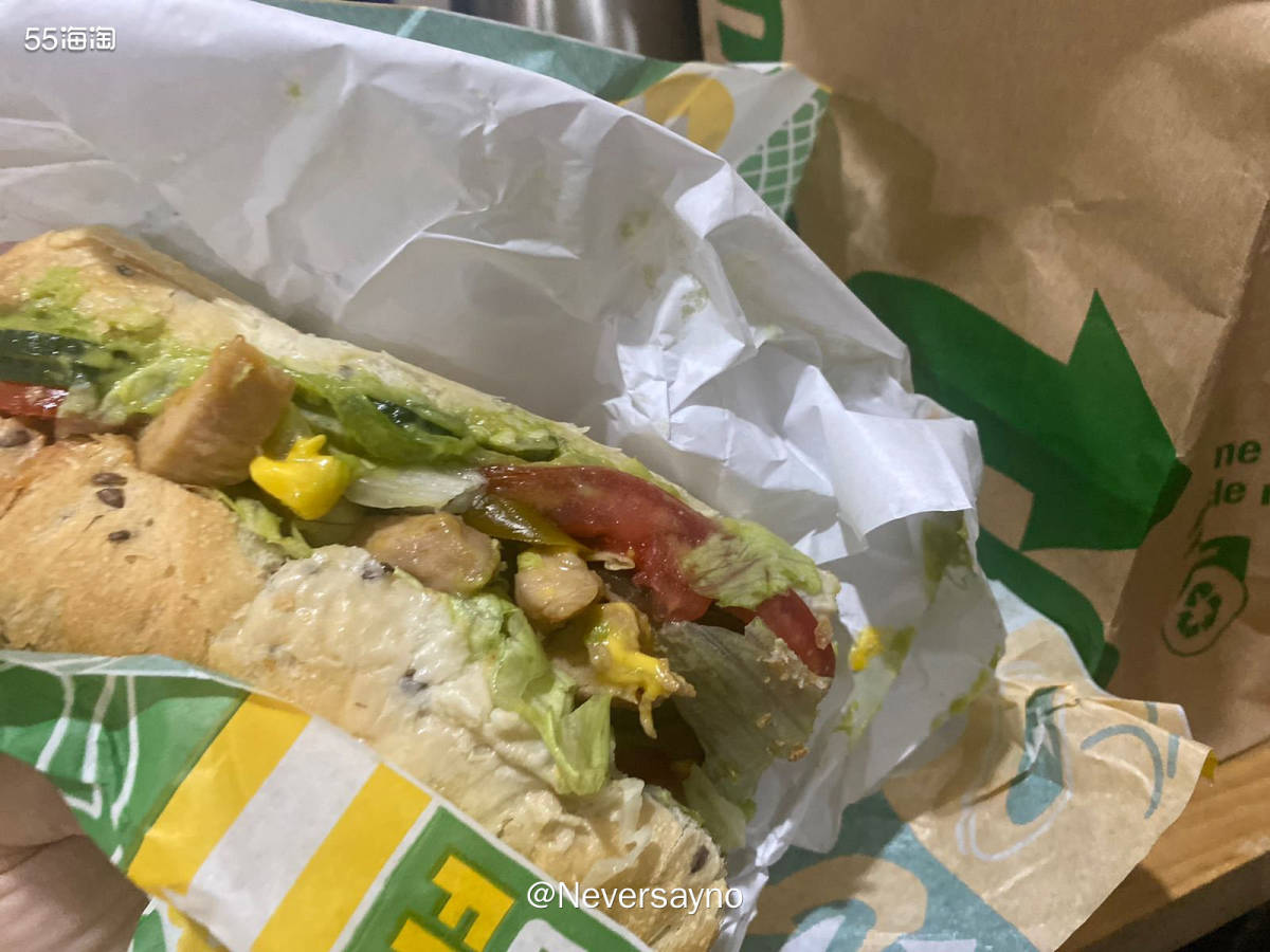 🐟宁波的海鲜炒米线来一份吧，清爽的感觉  🔹这两天一个人