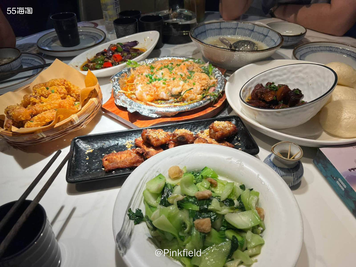 🥩前阵子爸妈说要带孩子去买衣服，于是几个人的晚饭就在商场里