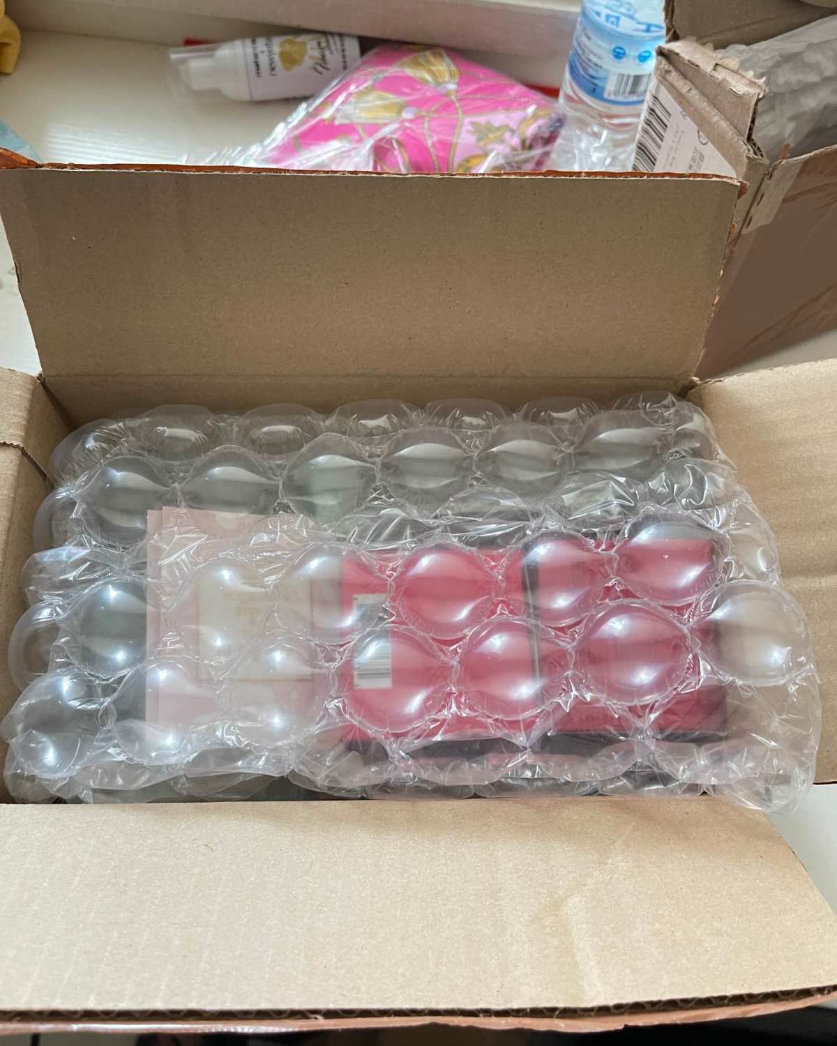 ❤️❤️❤️最近群里的友友们天天都在聊他们购买的护肤品，化妆