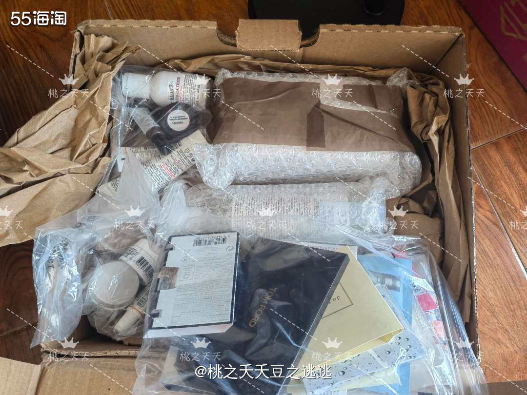 💫这一单就是冲着赠品下的，送一大堆q香，外加三个香薰蜡烛小