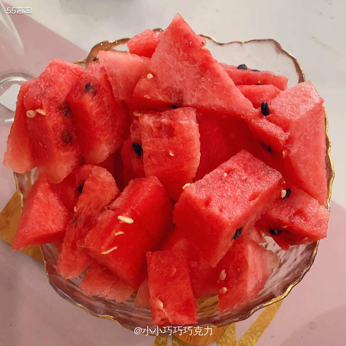 周天本来打算出去玩的，可惜我的腿子不给力，不知道咋回来大腿挨