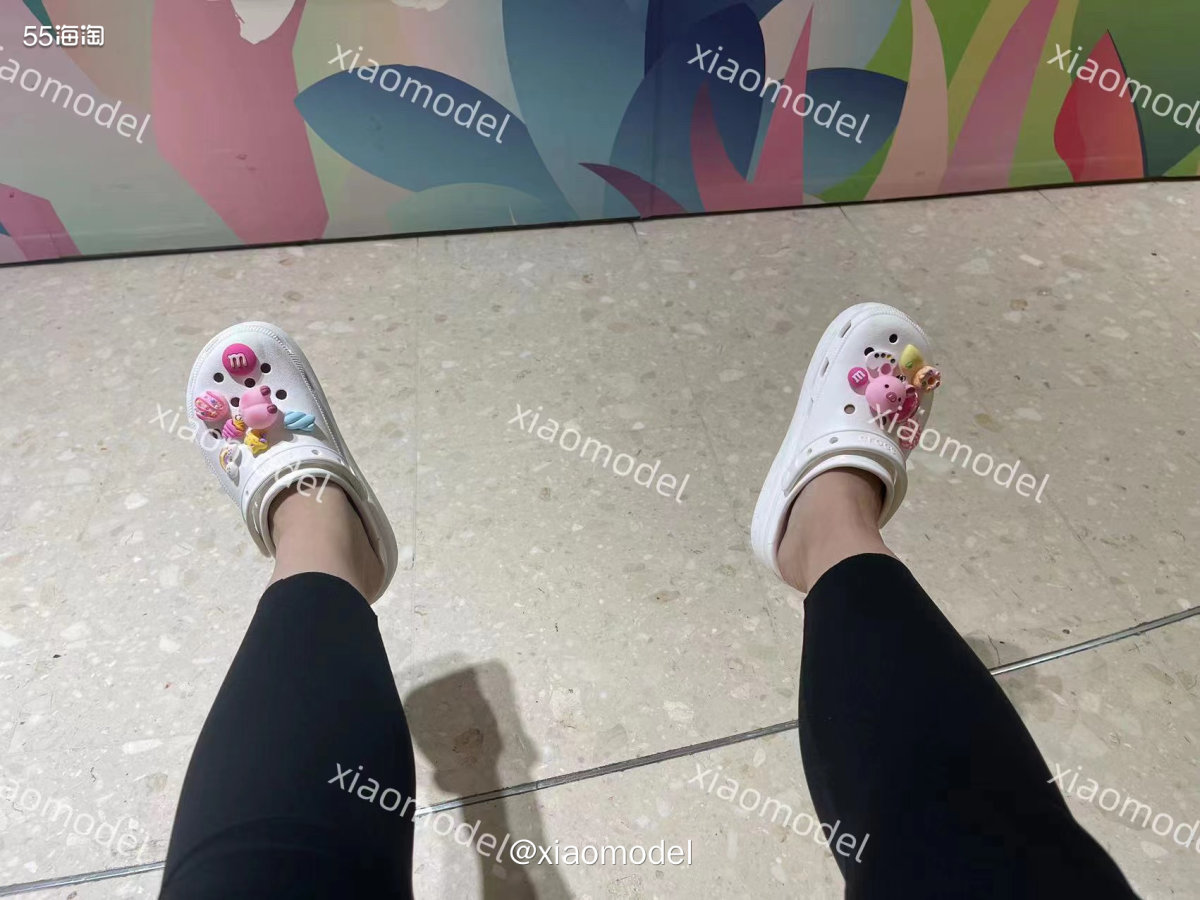 🌷运单号：ZY103057213 🌷包裹信息：关税补贴A