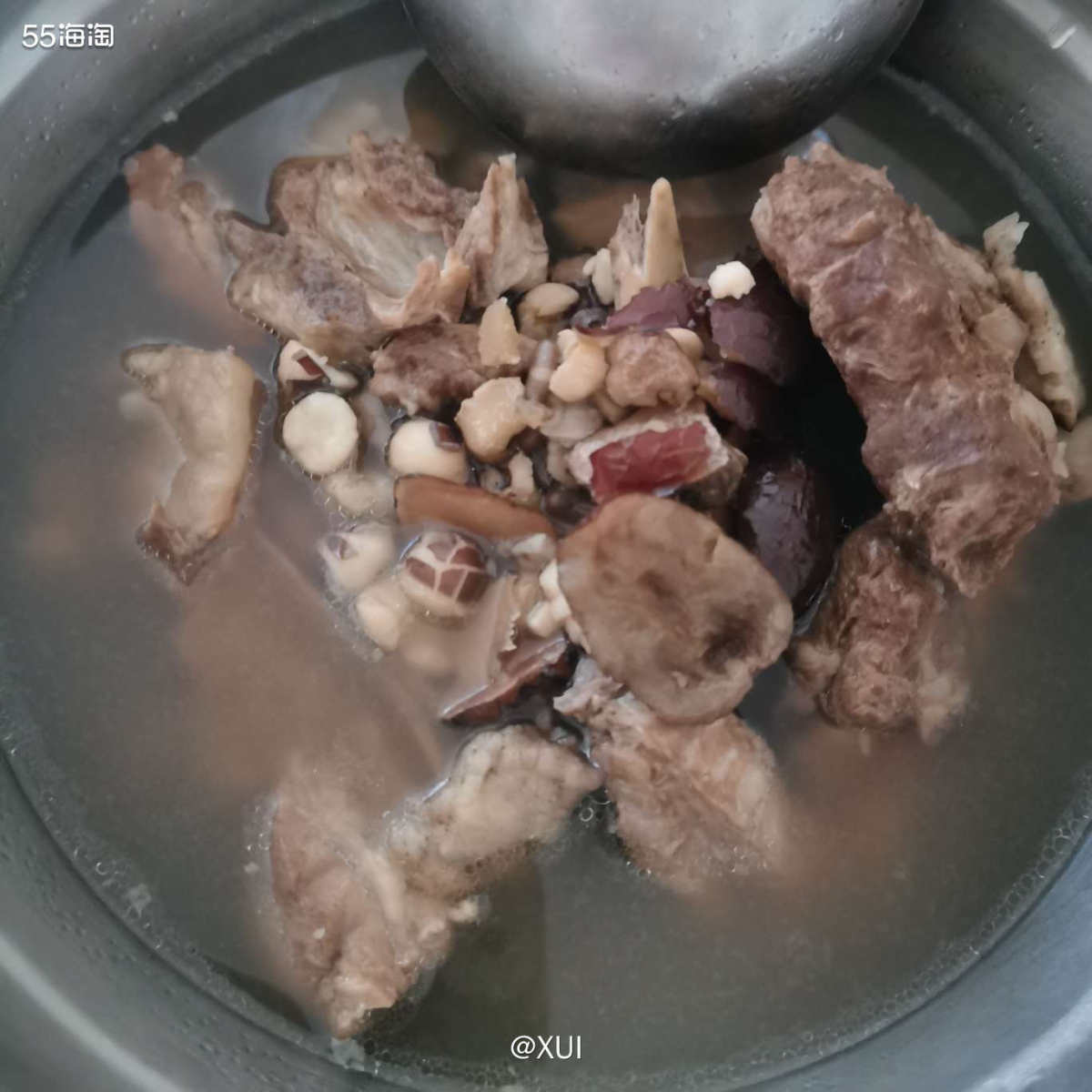 中午吃完粉，晚上也不想吃饭了，正好前几天买了一包酸豆角，想着
