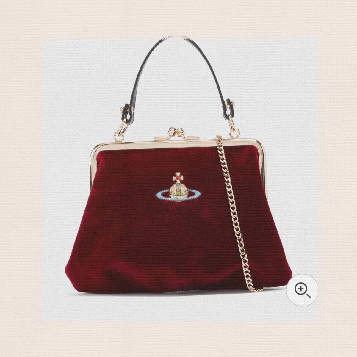 刚刚是推荐了西太后的全皮黑色饺子包，但是又看到了它家的红丝绒