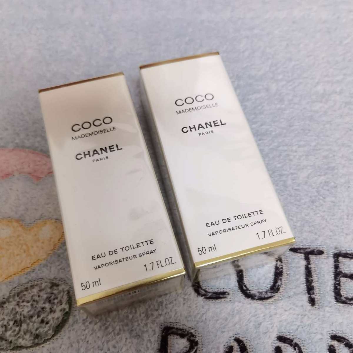 ☑开箱： 香奈儿coco淡香*2  ☑下单地/价格 两个香水