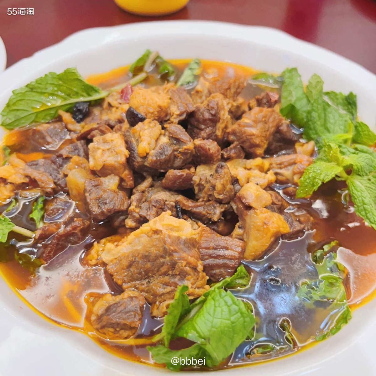 🌼红烧牛肉 🍃牛肉软烂入味、香而不腻。 🍃准备食材：牛