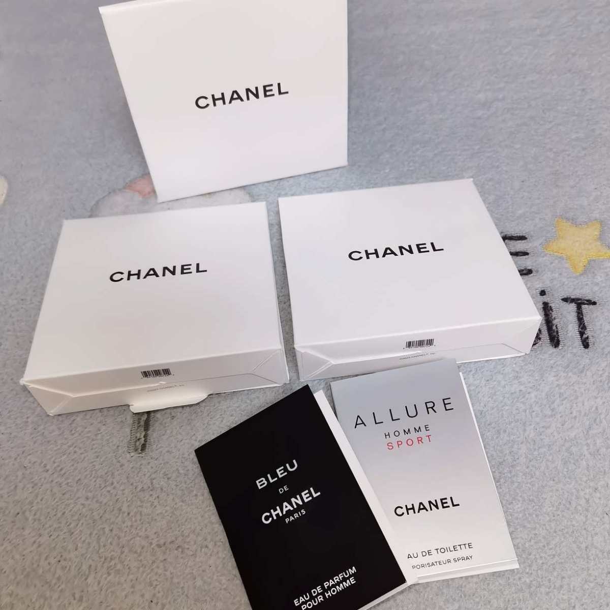 ☑下单地/价格 两个香奈儿香水，一个是粉色邂逅香水和白之水的