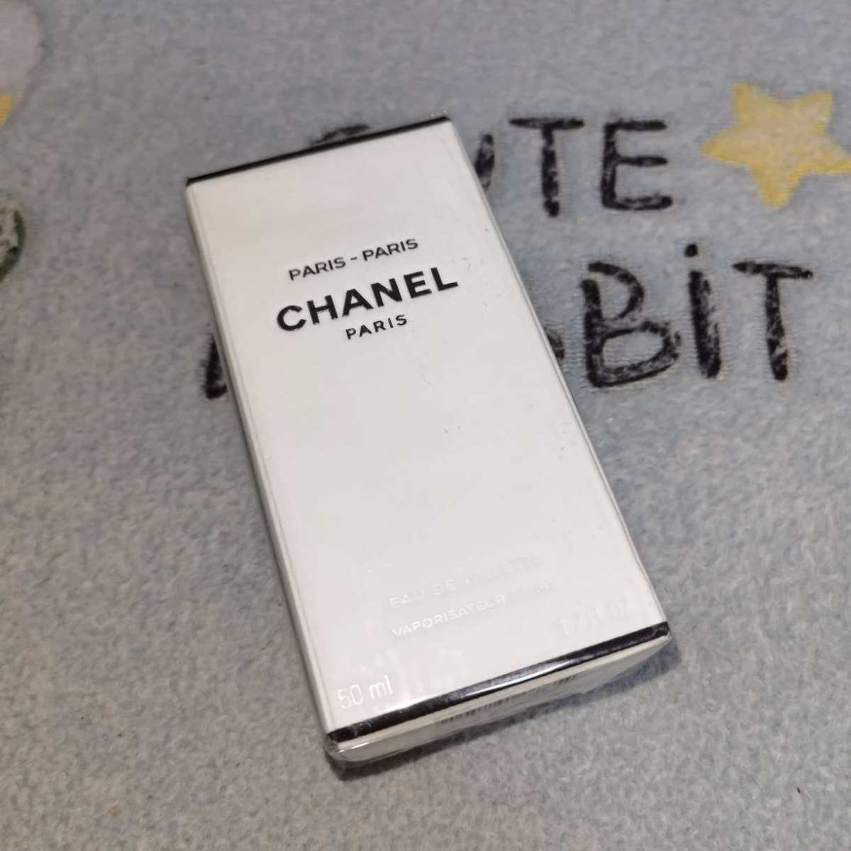 ☑下单地/价格 两个香奈儿香水，一个是粉色邂逅香水和白之水的