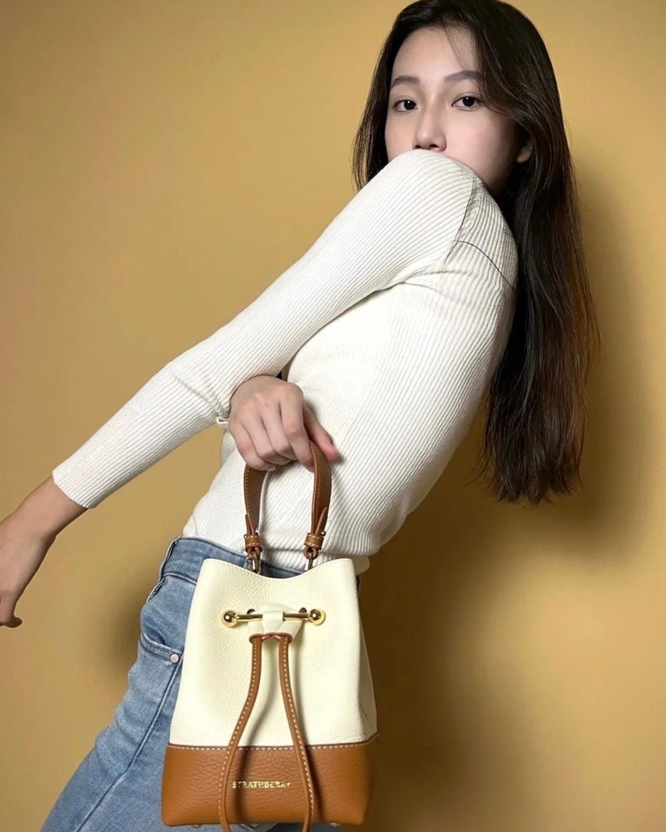 今天又是来给大家种草的一天呀！  Strathberry这个