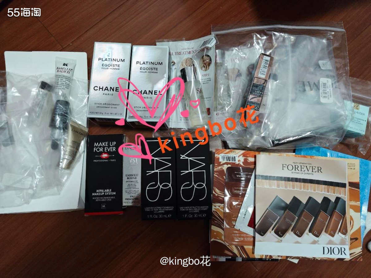 夏天运动前涂一涂止汗膏还是有点作用的，可以遮腋下臭味，也可以