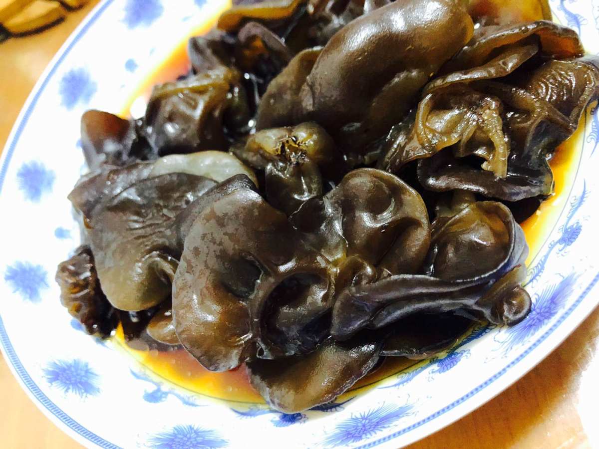 瑞幸最近新出的几个新品还不错，夏天喝着清清爽爽很不错，一个美