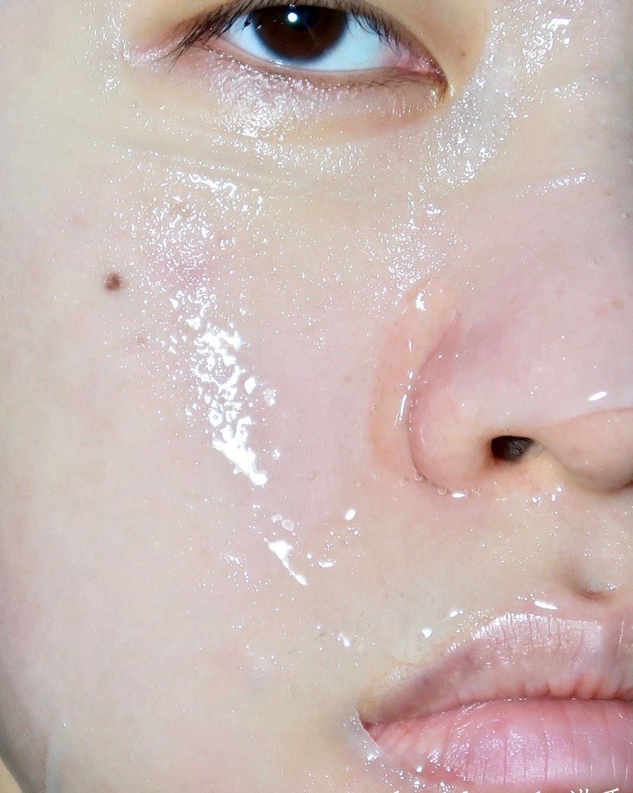 听起来天天敷面膜是干皮才会去做的事情 但我这个瑕疵大油田天天