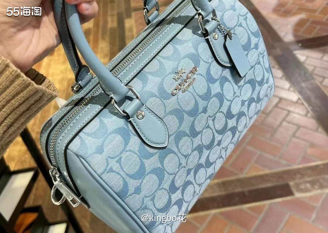 蔻驰蓝色香布蕾波士顿也挺好看的呀  真的时尚是个圈吧，去年比