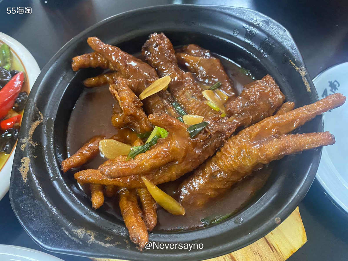 🩵苍蝇馆味道也还不错，偷懒出去吃饭  ▪️今天在家里呆了一