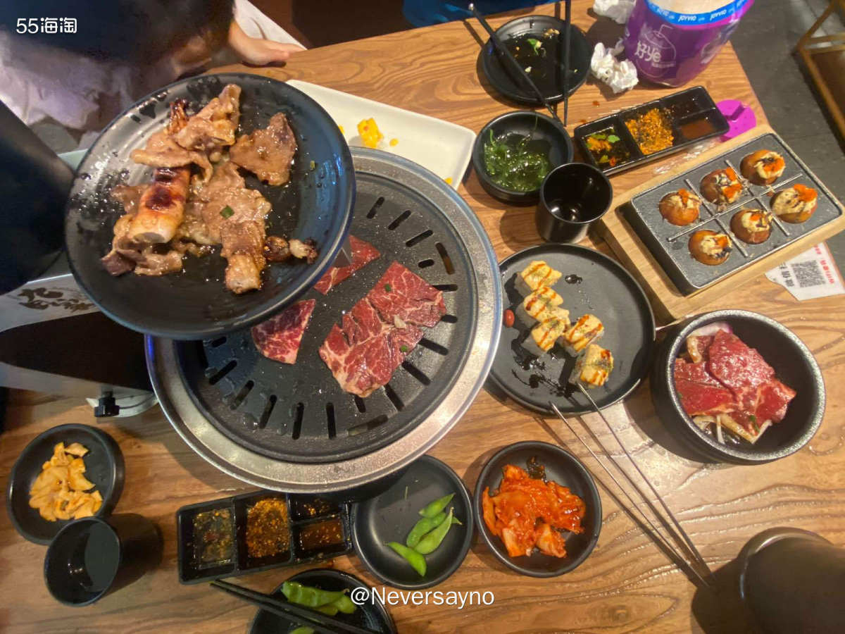 🍖烤肉和椰子更配哦，吃了不上火的组合  ▪️昨天舅舅的女儿