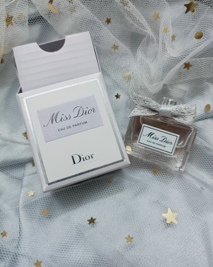 很多人一直比较喜欢的就是dior甜心了，这款香水的回购率还是