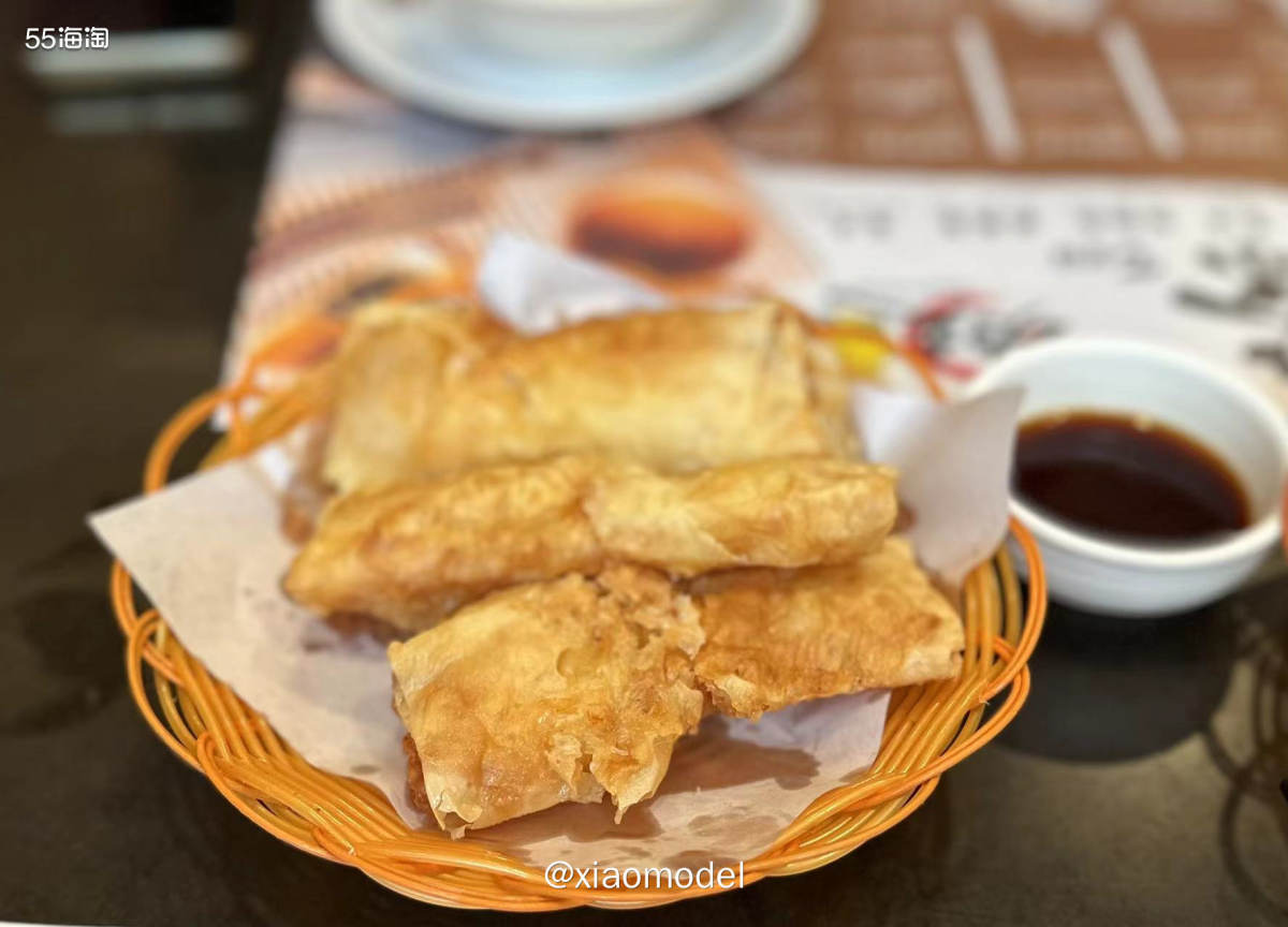 😀因为前一天晚上没有吃到添好运，第二天决定一定要去吃一家茶