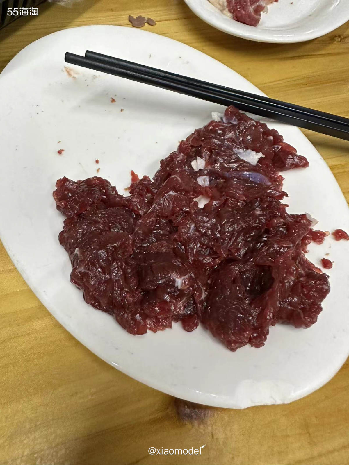 😀每当去一个地方，都要去吃当地的特色美食。如果有当地人带领