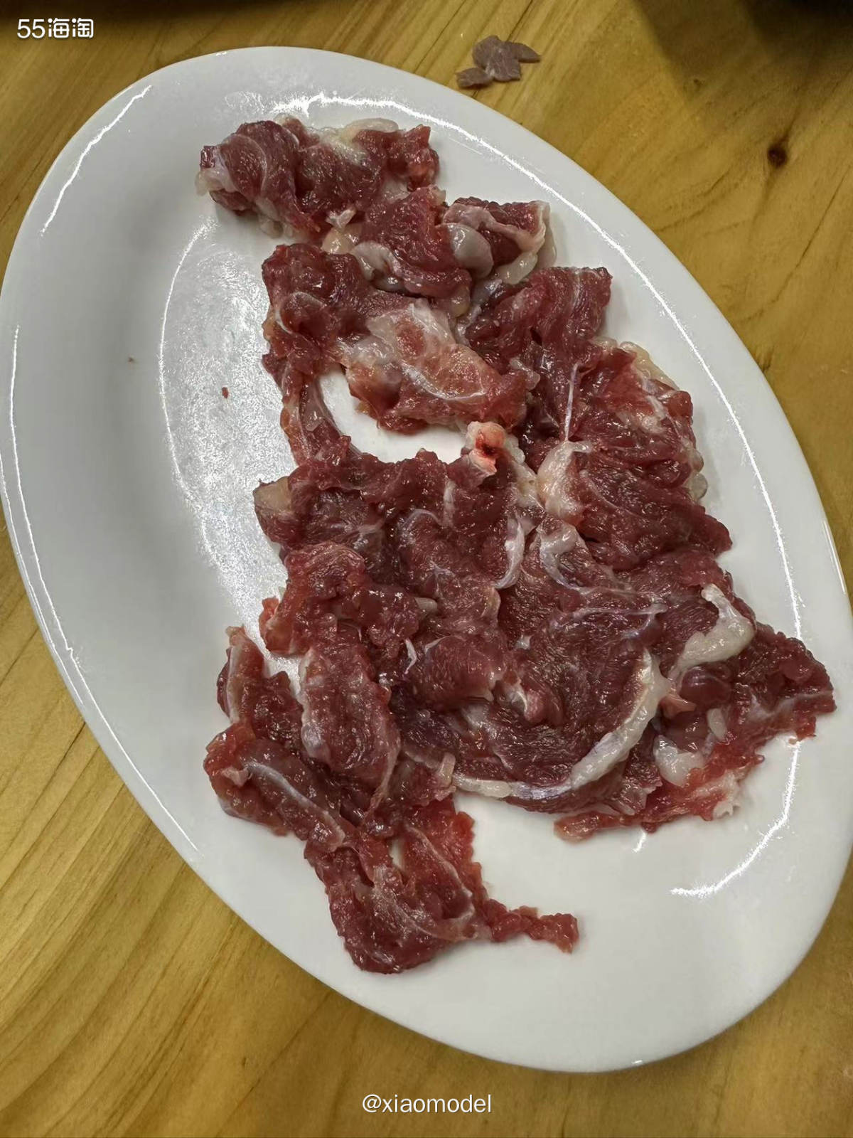 😀每当去一个地方，都要去吃当地的特色美食。如果有当地人带领