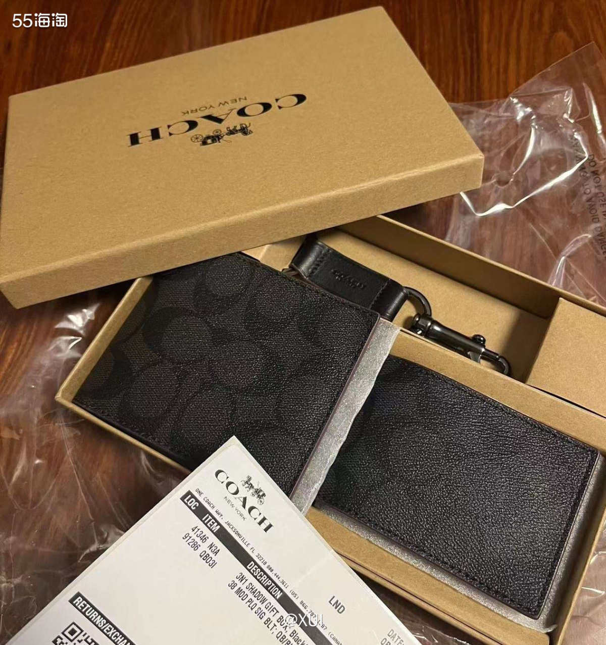 这是和上次买的皮带一起分箱出库的，不知道为啥隔了一周我同学才