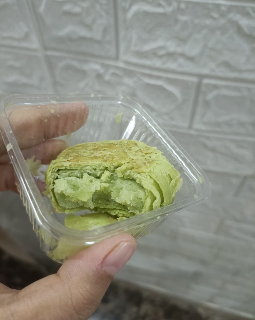 最近买了一些非常好吃的主食加零食，迫不及待的想分享了~  �