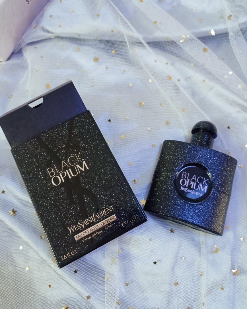 经典香水里面那黑必须有一席之地，我有个姐妹说她买ysl的这款