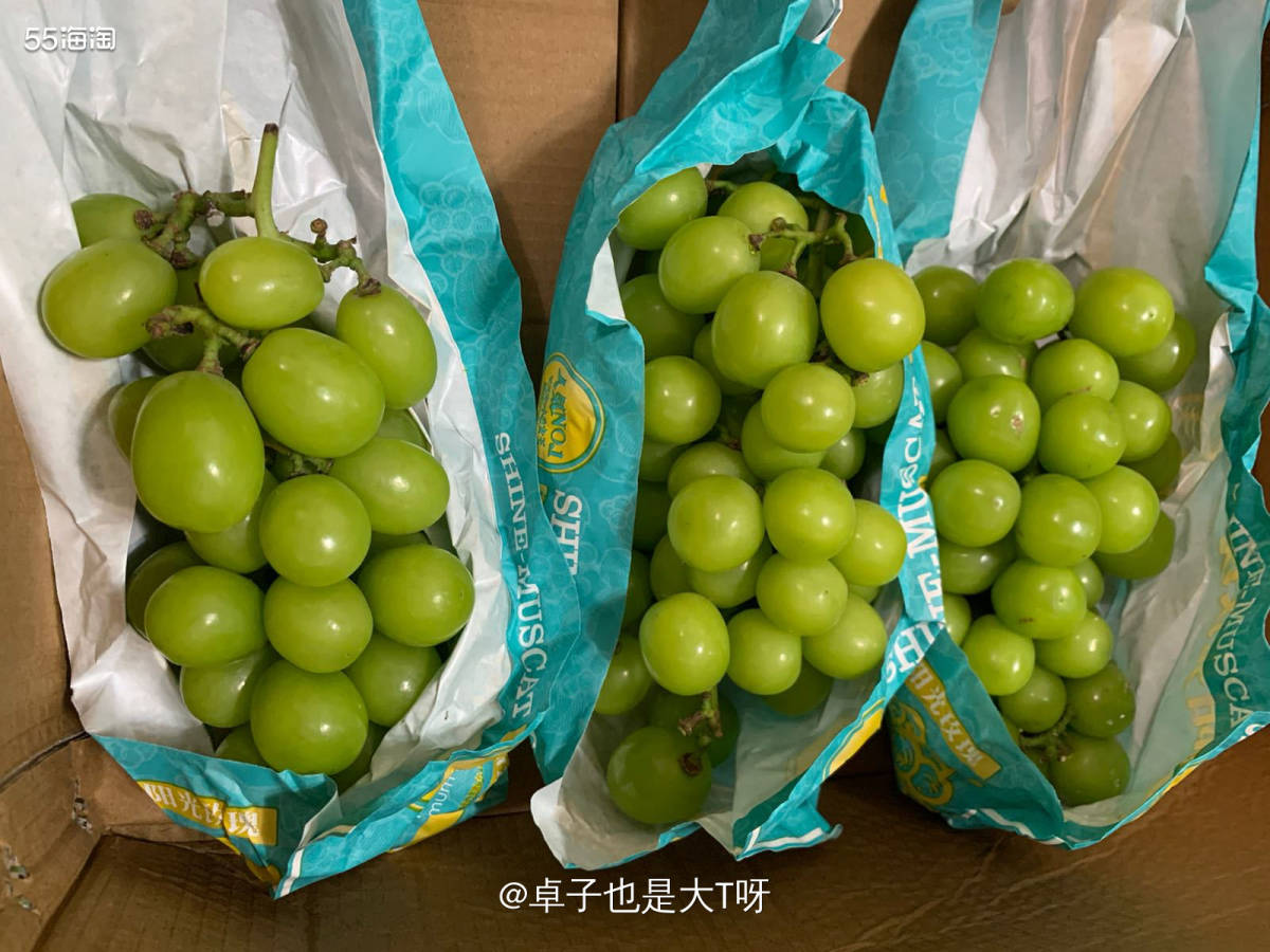 前段时间在楼下百果园买过2次阳关玫瑰，一点阳光玫瑰的味道都没