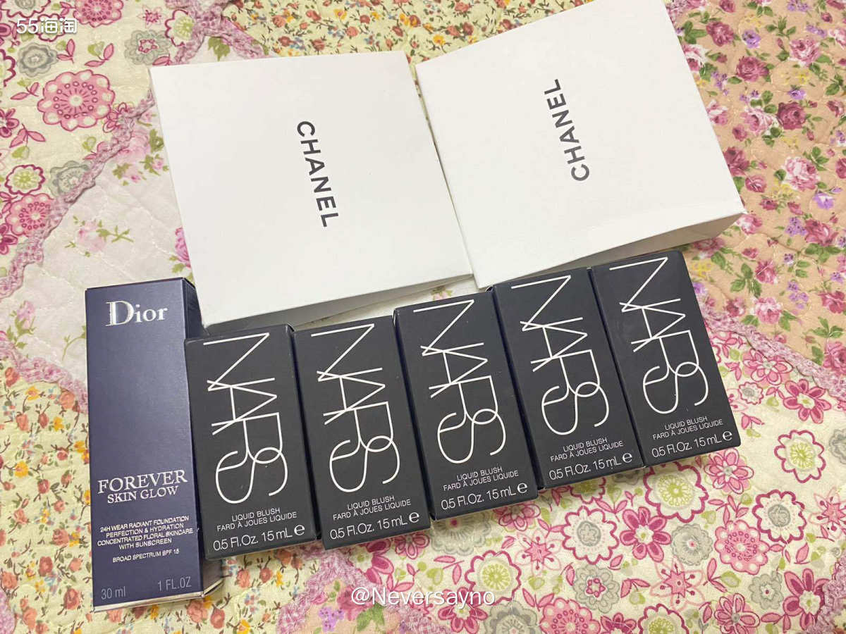 🤎开箱dior粉底液和香奈儿试管香等，完整到货就很开心  