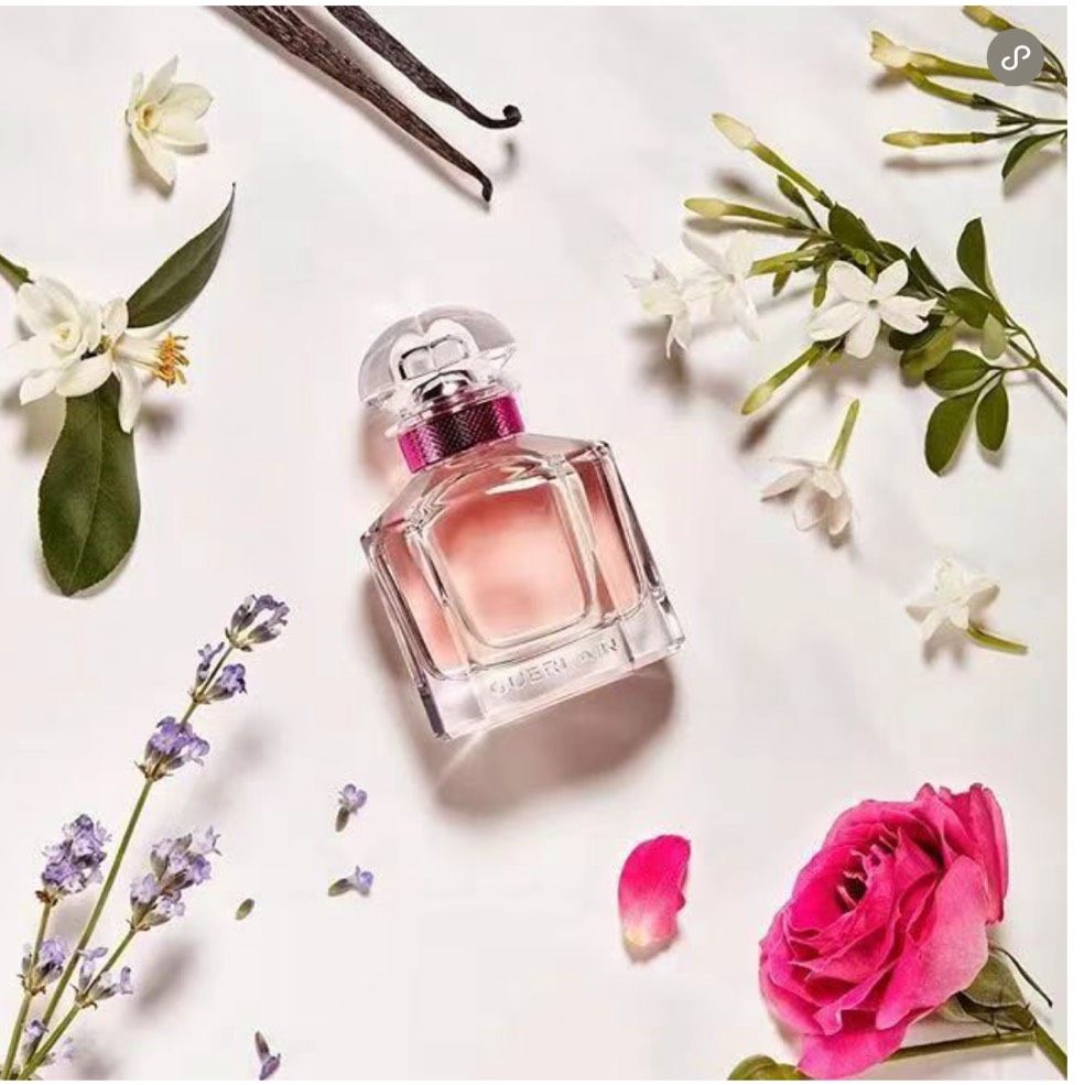 我的娇兰系列香水也是娇兰比较经典的一个女性香水系列，四叶草的